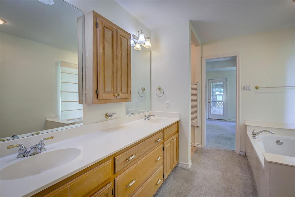 L. Brown Svy, A-76 - Residential