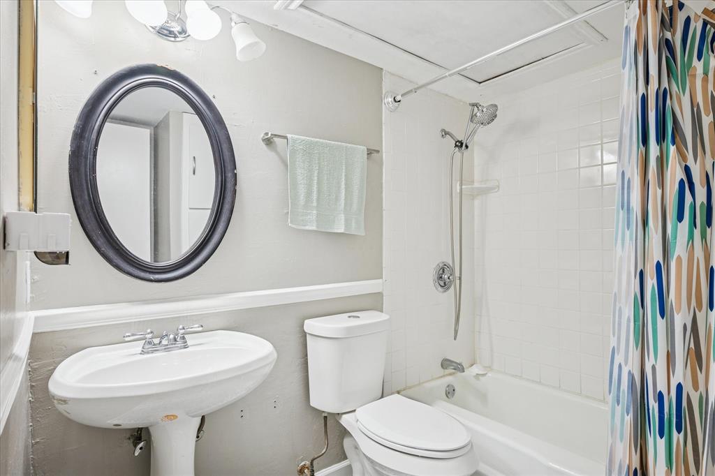 Tara Place Condo - Residential