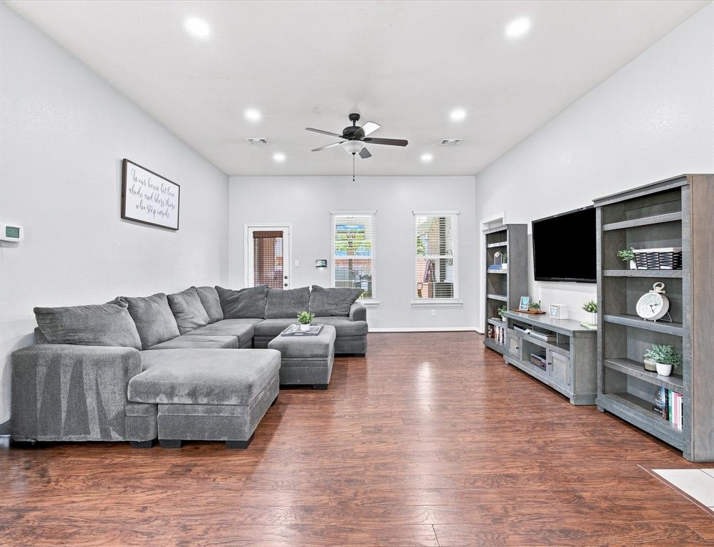 100 Meadow Ridge Drive