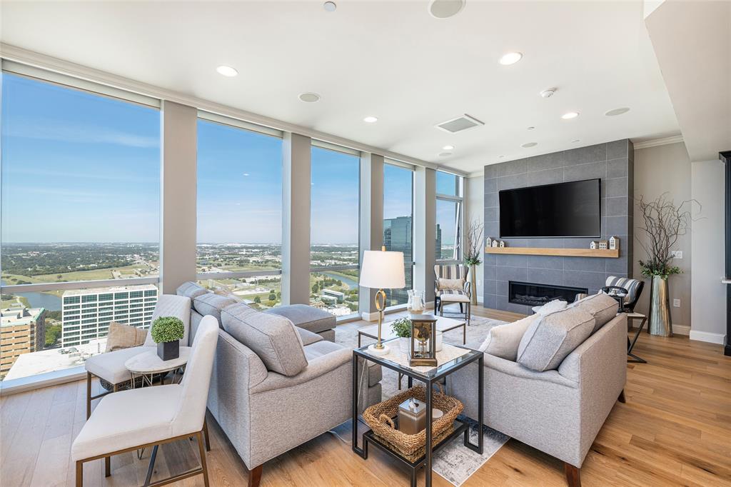 Tower Residential Condo 1 - Residential