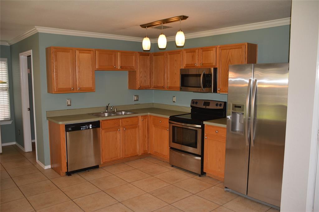 High Pointe #4 - Residential Lease