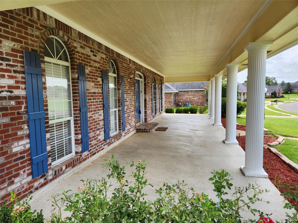 Burgundy Oaks Sub - Residential