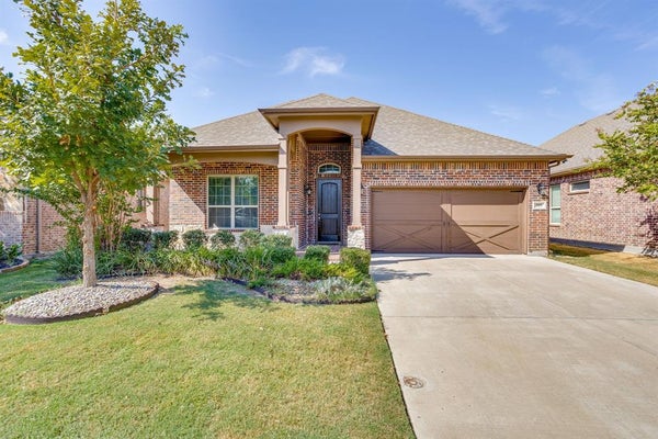 105 MINERAL POINT DR, ALEDO, TX 76008 - Image e7ba99ced810d8a92fcbbeb2ba4ebaf2/1334494948