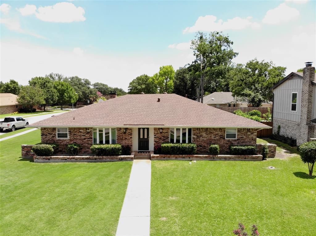 2800 Pinehurst Drive
