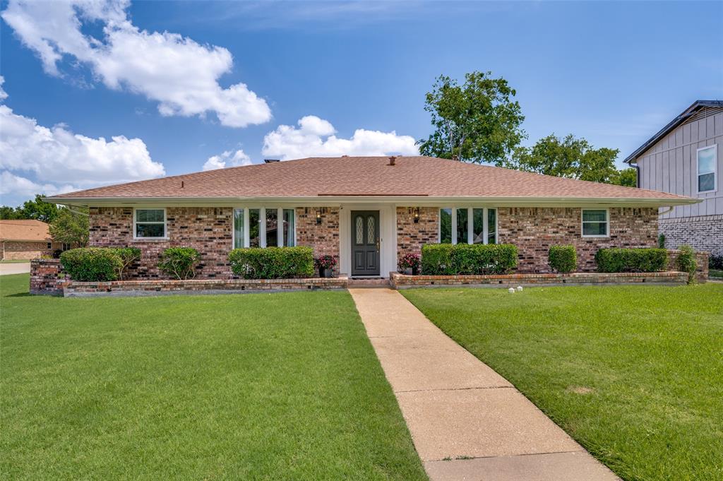 2800 Pinehurst Drive