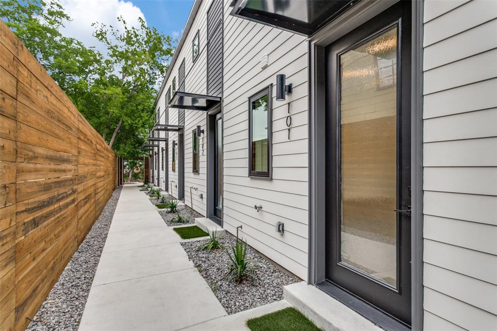 R Fensby - Residential Lease