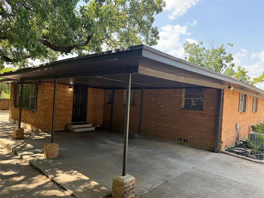2403 Panhandle Street