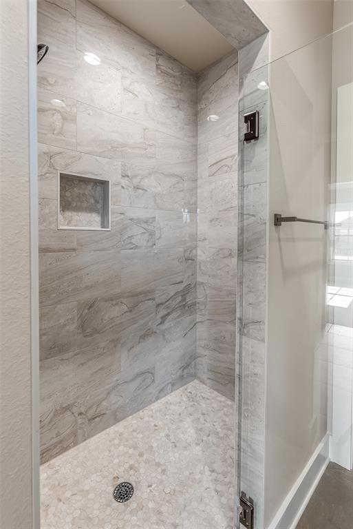 Pin Oak Landing - Residential