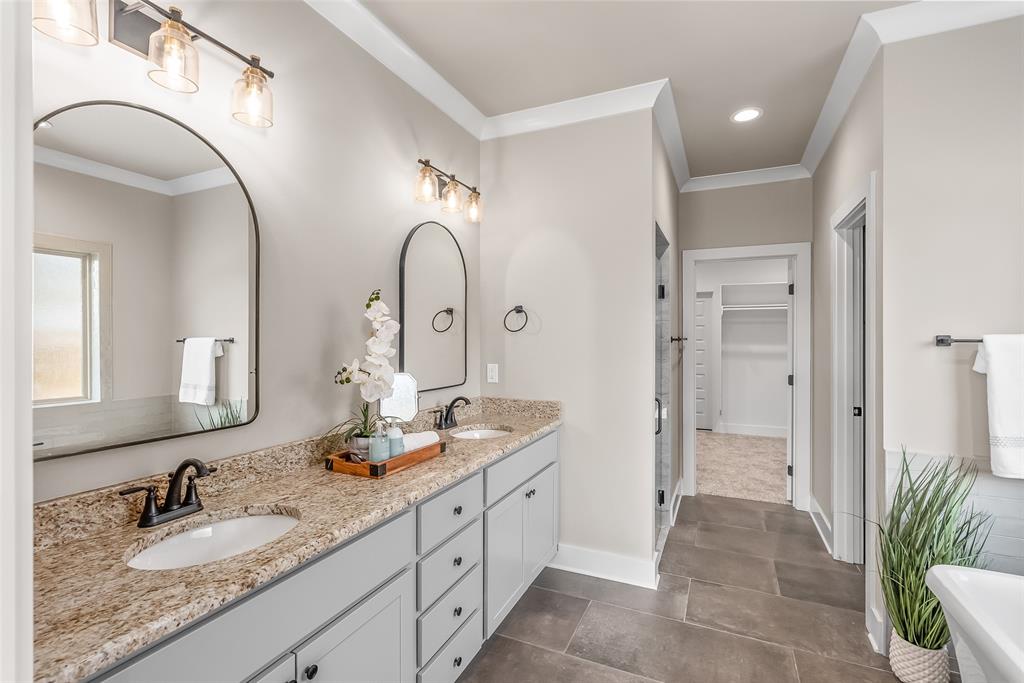 Pin Oak Landing - Residential