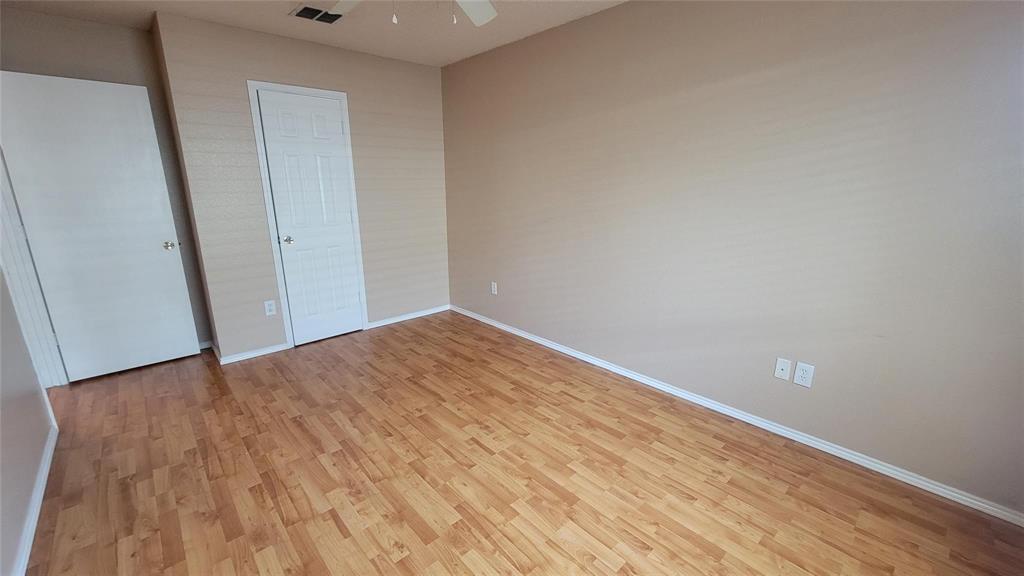 OAK HOLLOW ESTATES PHASE 1 [CAN], BLK D, LOT 7 - Residential Lease