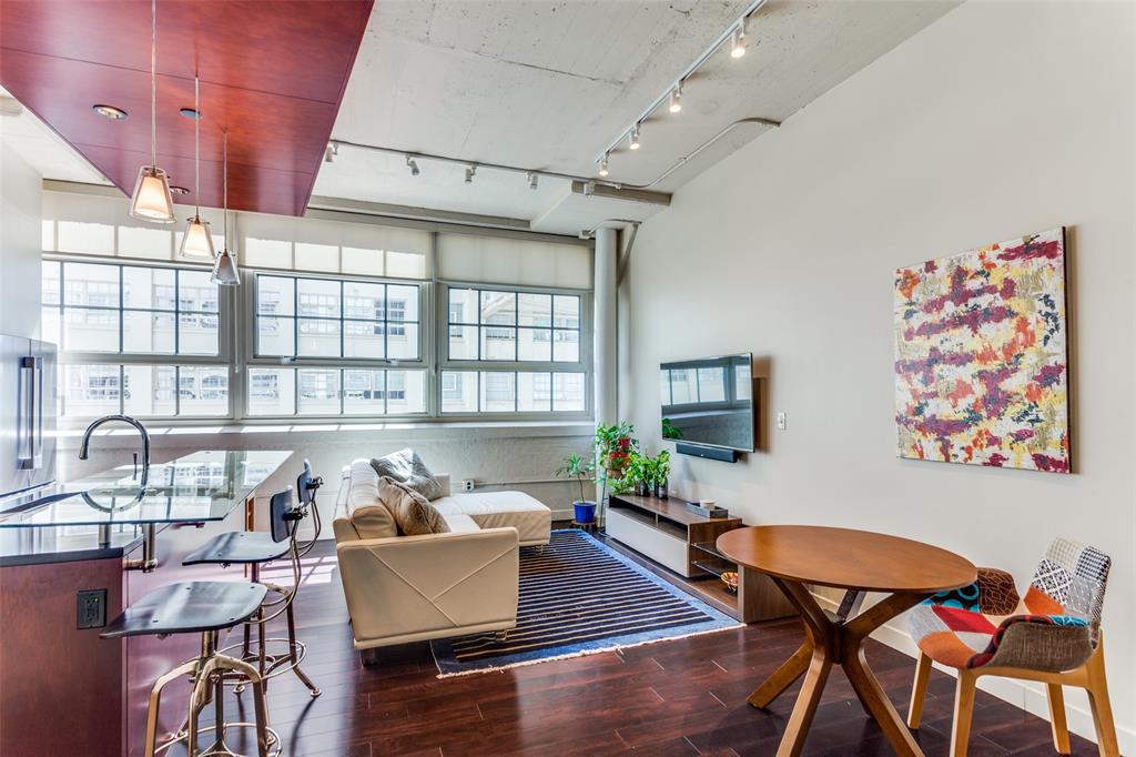 One Montgomery Plaza Residence Condo - Residential