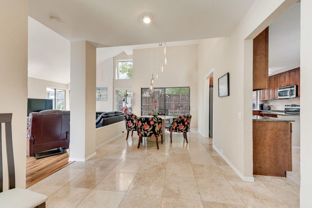 Midway Mdws - Residential