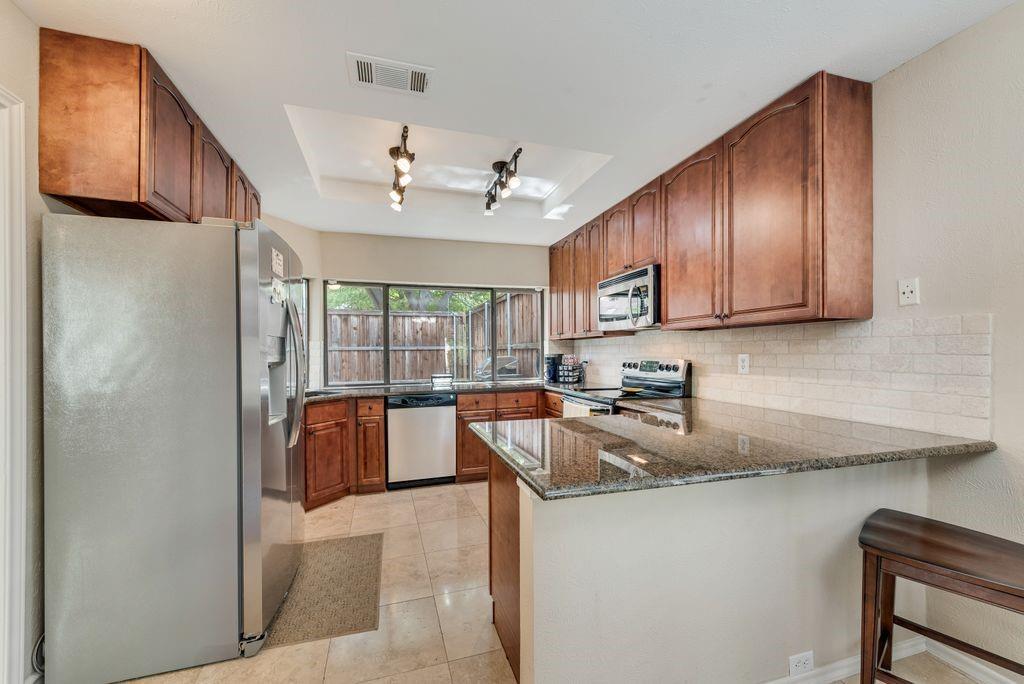 Midway Mdws - Residential
