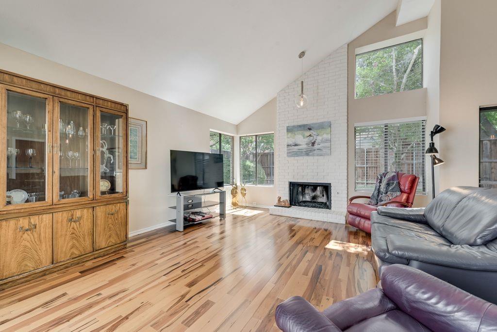 Midway Mdws - Residential