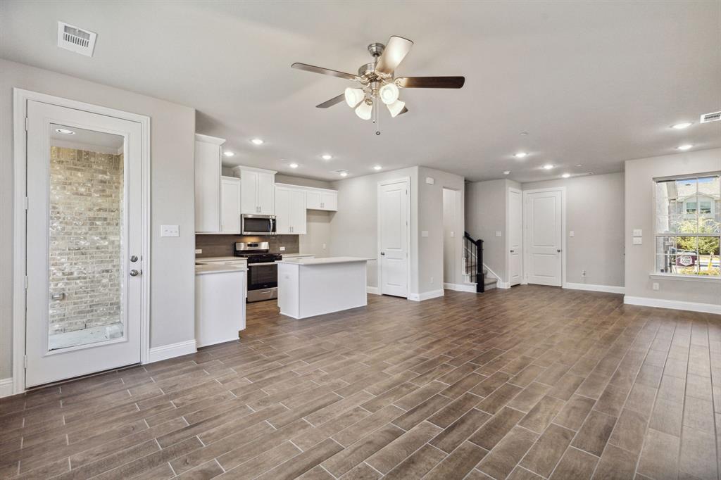908 Heart Reef Road