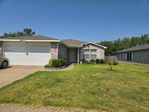 Property photo of 1009 Mill Branch Drive, Garland, TX 75040