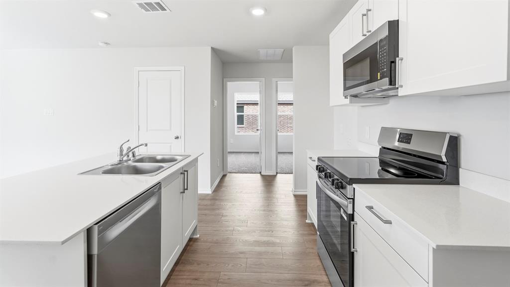 Asher Oaks - Residential