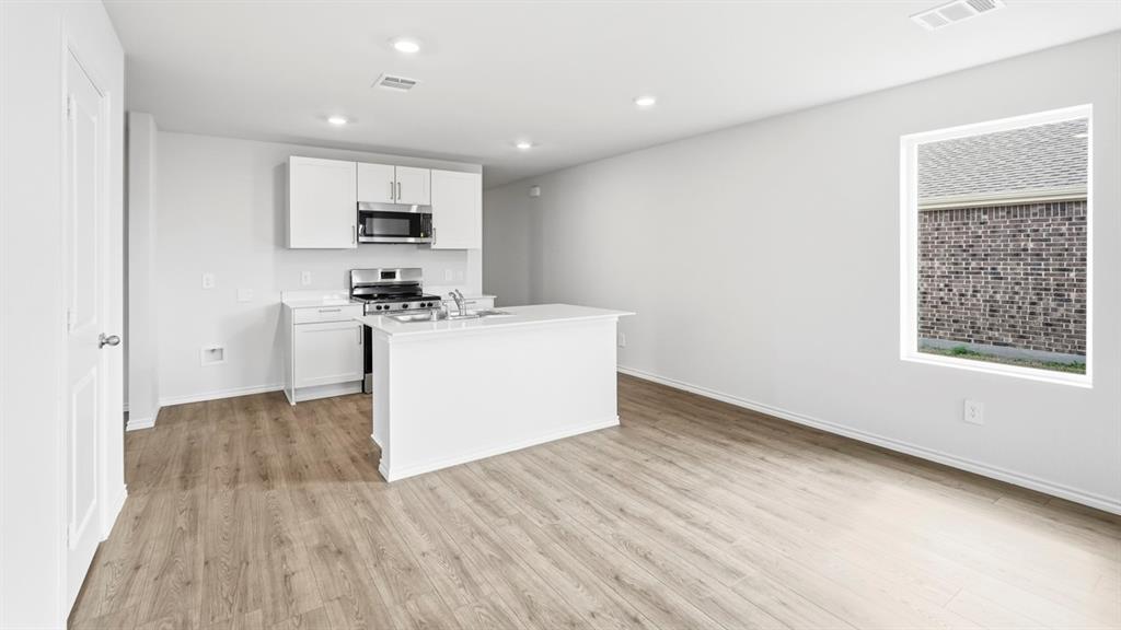 Asher Oaks - Residential