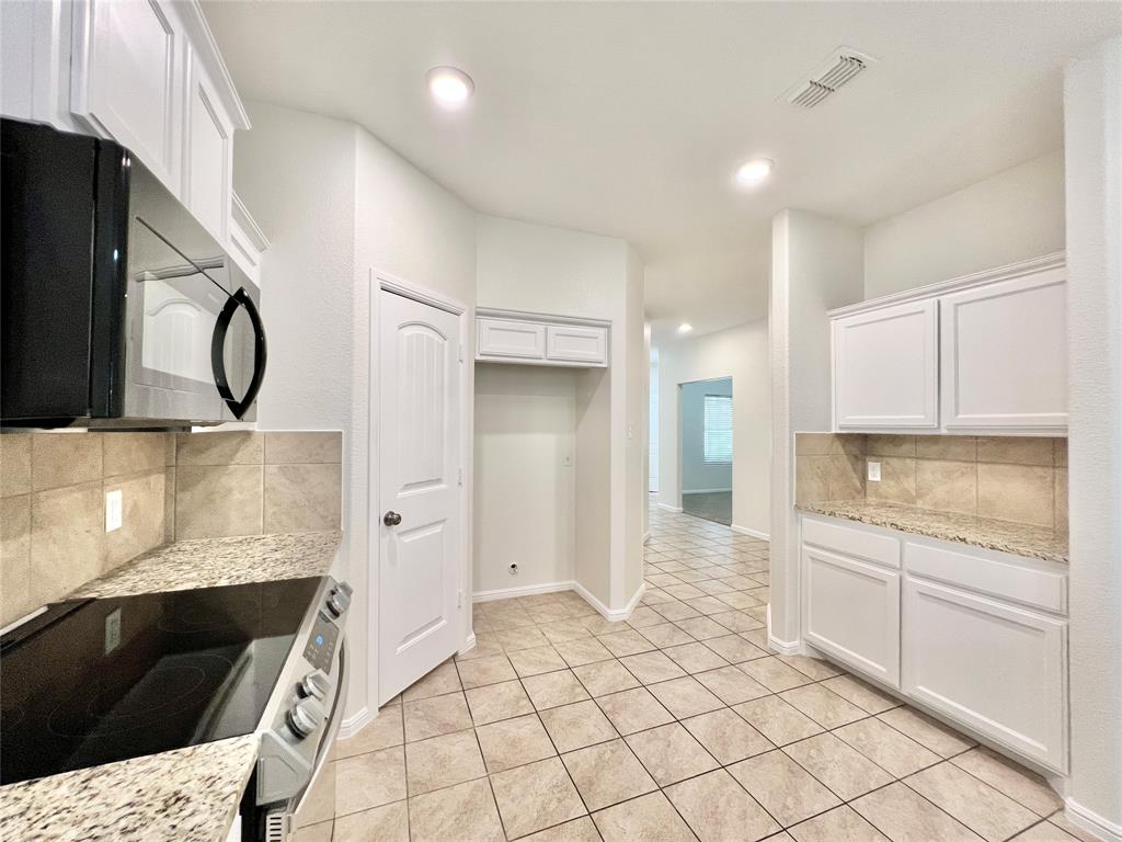 6940 Freeboard Way