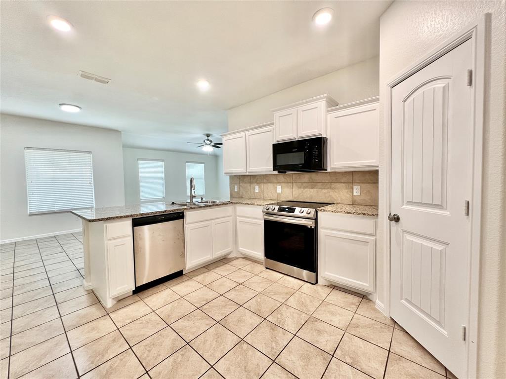 6940 Freeboard Way