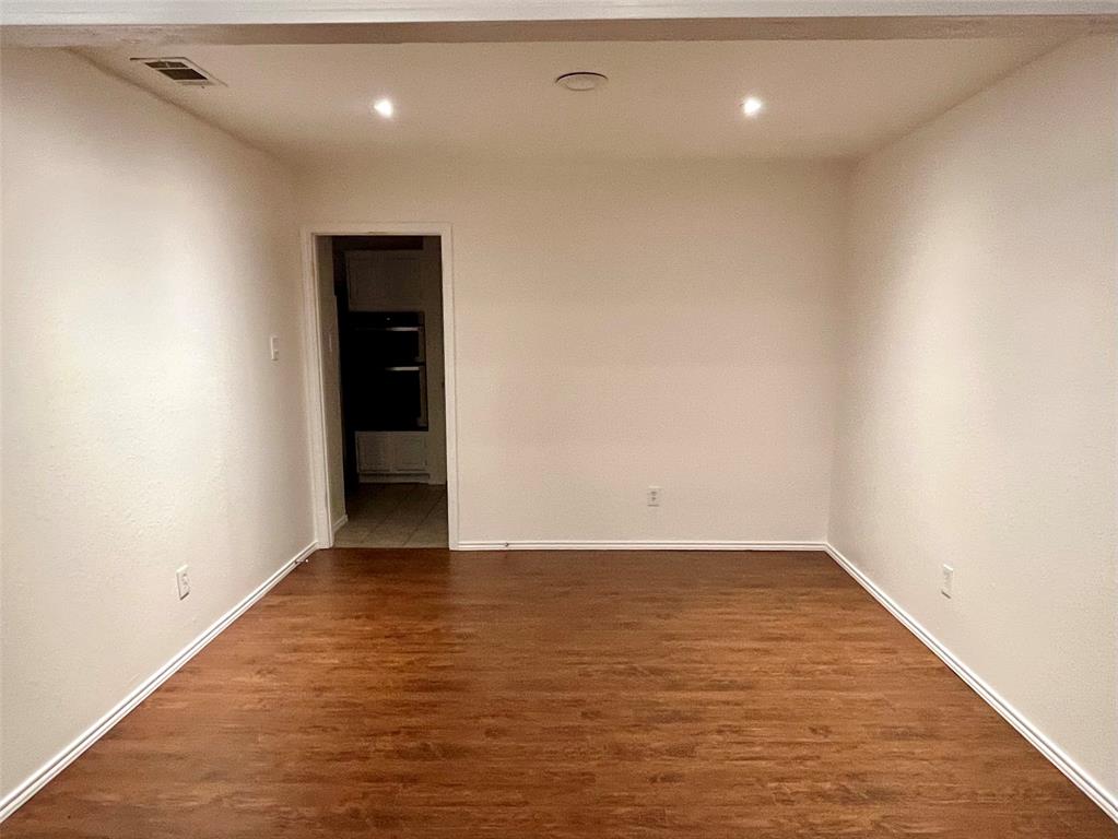 Dallas, Texas 75287, United States, 3 Bedrooms Bedrooms, ,2 BathroomsBathrooms,Residential,Pending,42730