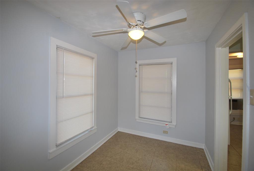 6918 Lockheed Avenue