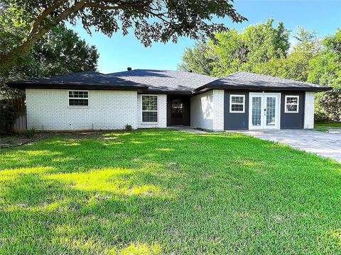2946 Ridgewood Drive Grapevine TX 76051