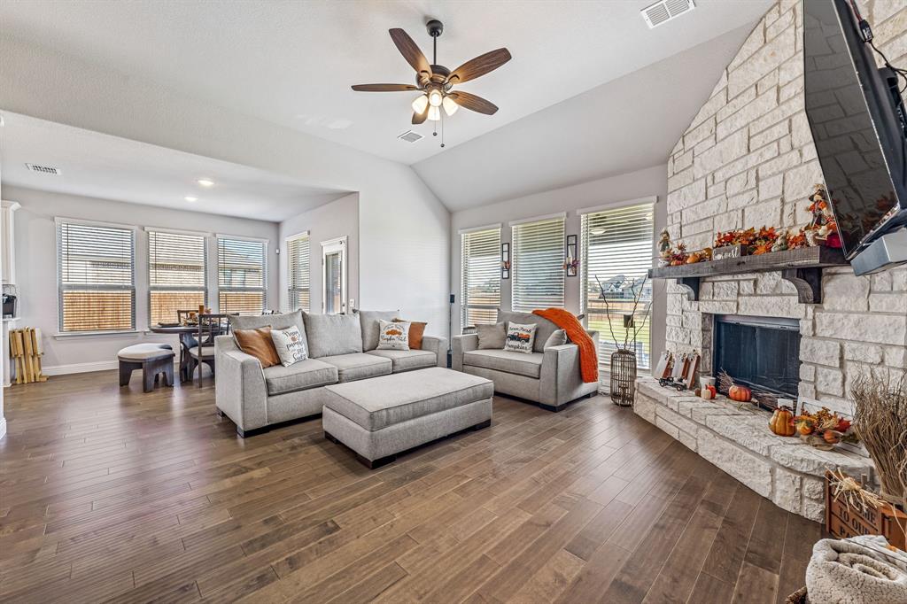 12604 Eagles Bluff