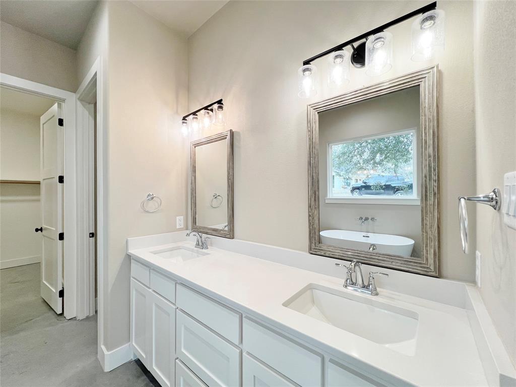 Unknown - Residential Lease