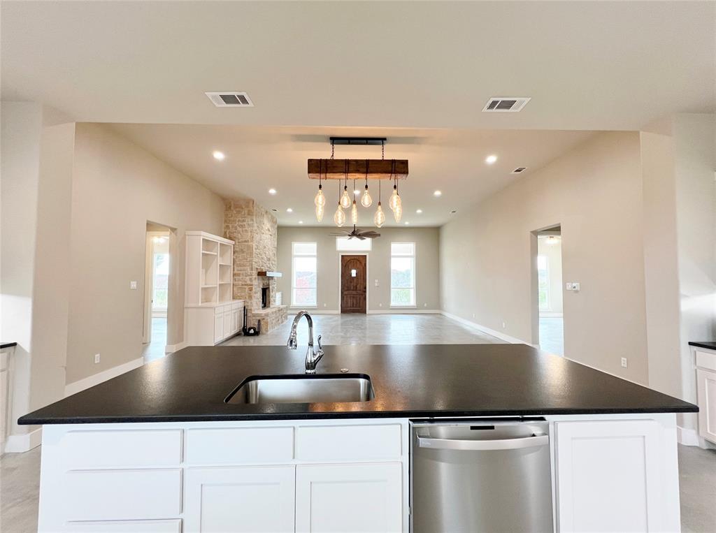 Unknown - Residential Lease