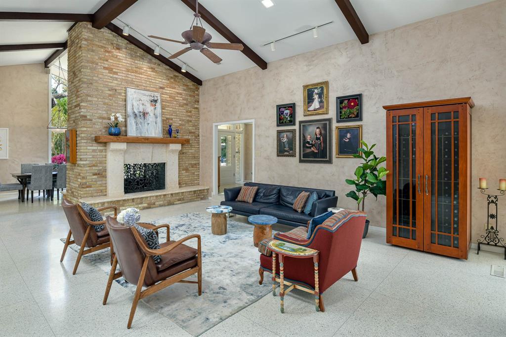 Russwood Acres 01 - Residential