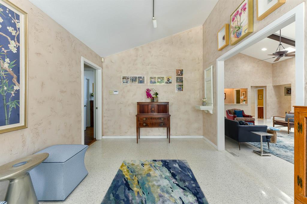 Russwood Acres 01 - Residential