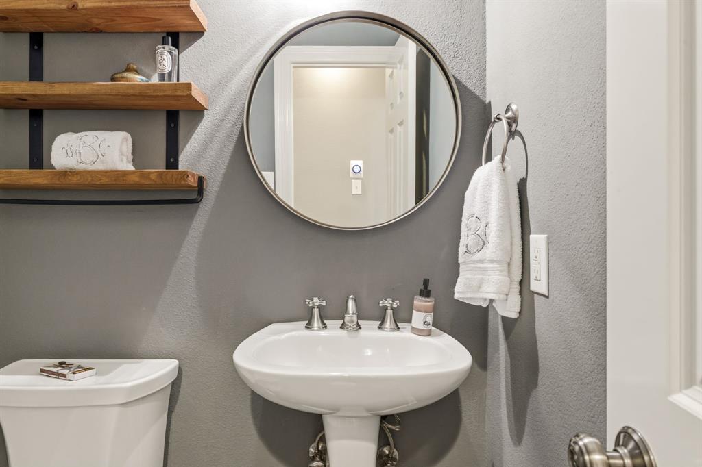 Hall Howell Tr - Residential