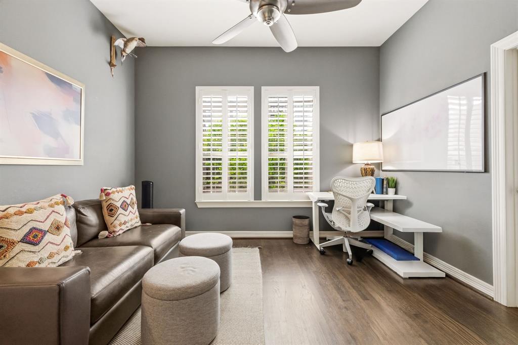 Hall Howell Tr - Residential
