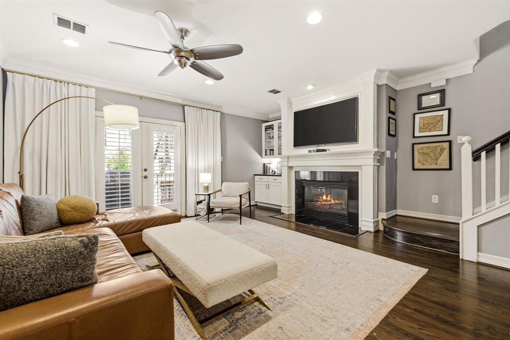 Hall Howell Tr - Residential