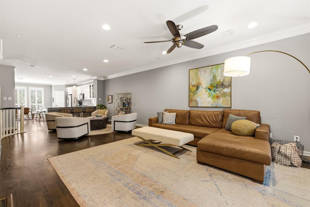 Hall Howell Tr - Residential