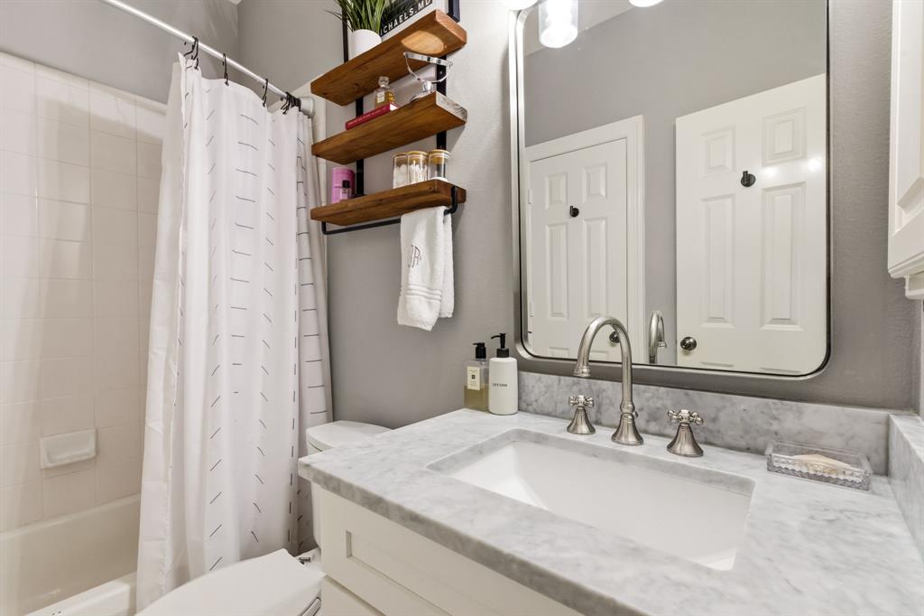 Hall Howell Tr - Residential