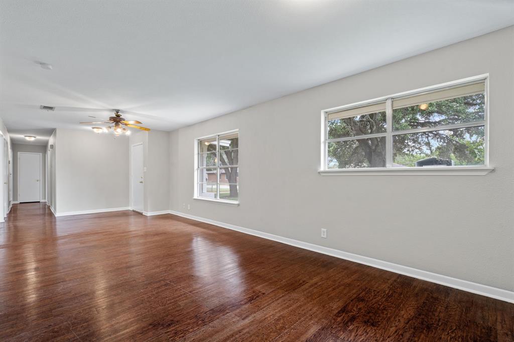 405 Vernon Castle Avenue