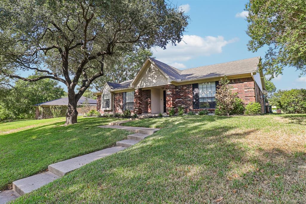 7305 Elizabeth Place