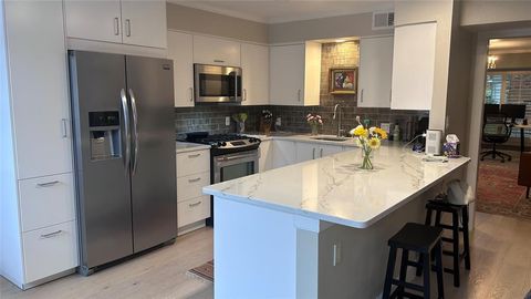 6112 Averill Way A Dallas TX 75225