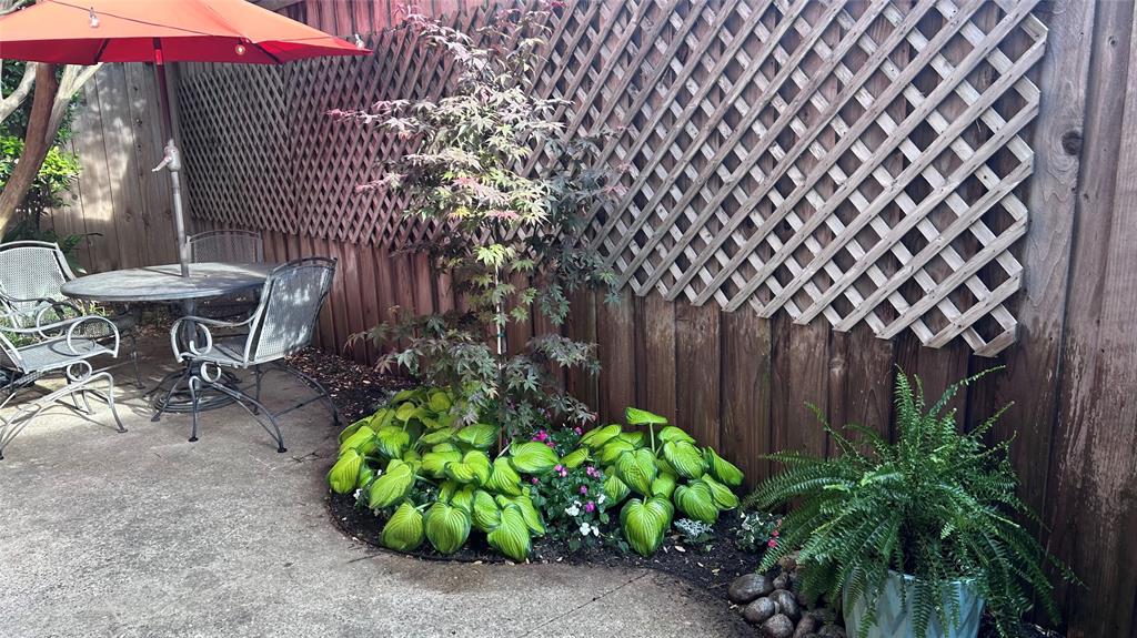 Averill House Condo - Residential