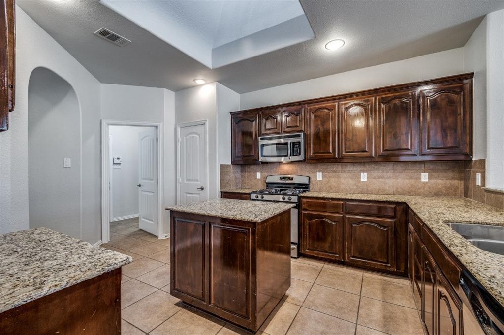 Villages Of Woodland Spgs W - Residential Lease