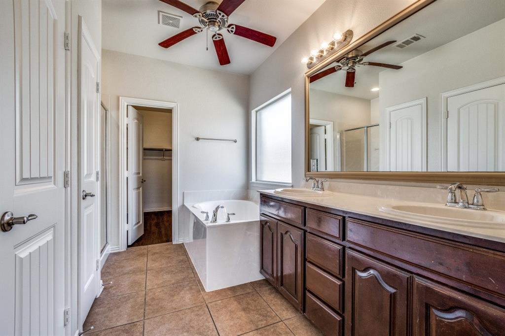 Villages Of Woodland Spgs W - Residential Lease