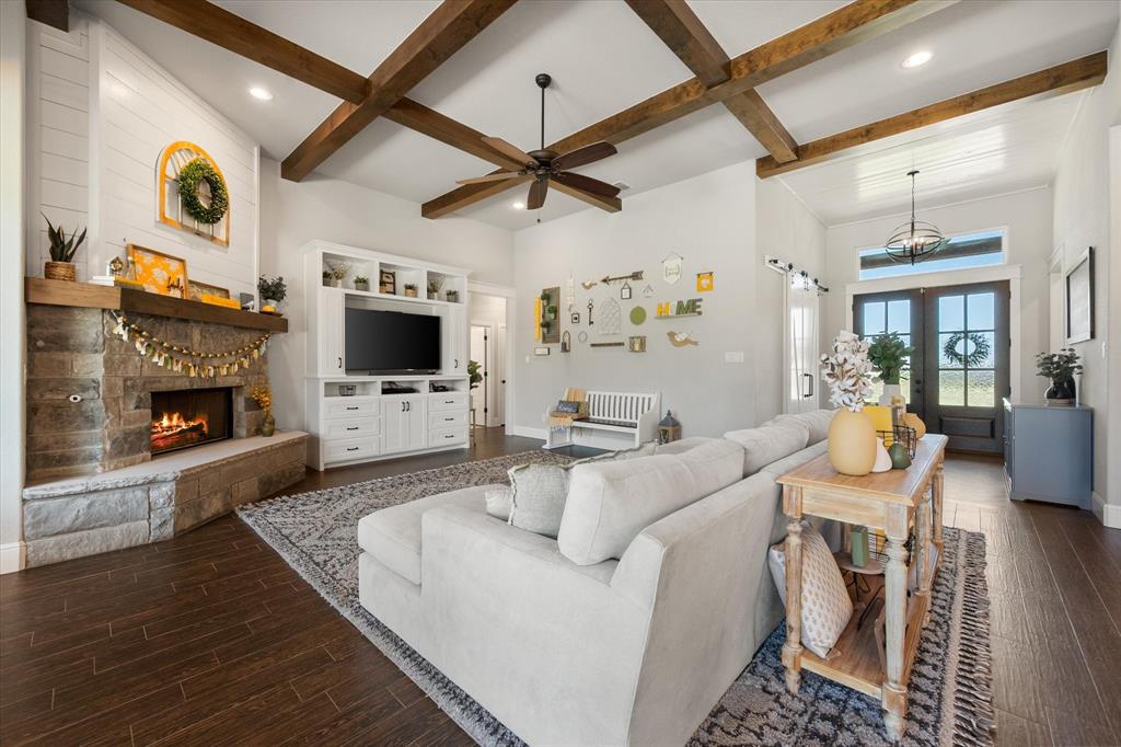 6425 Starlight Ranch Road