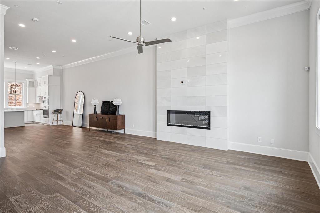 Addison Grove - Residential