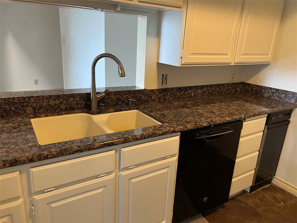 Signal Ridge #3 - Residential Lease