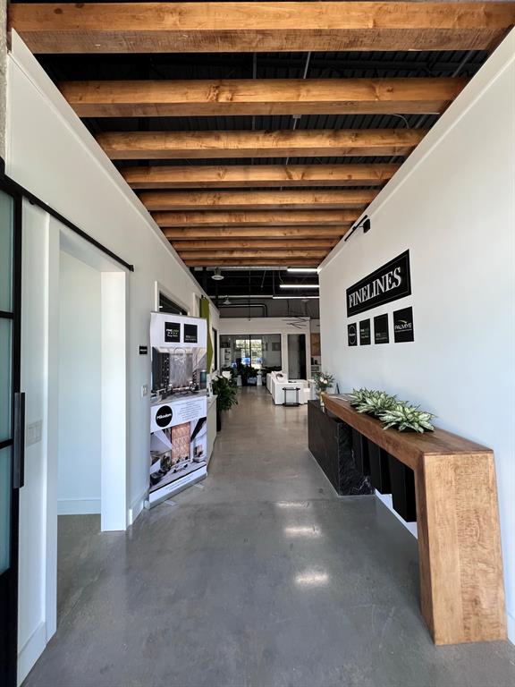 1380 River Bend - Commercial Sale