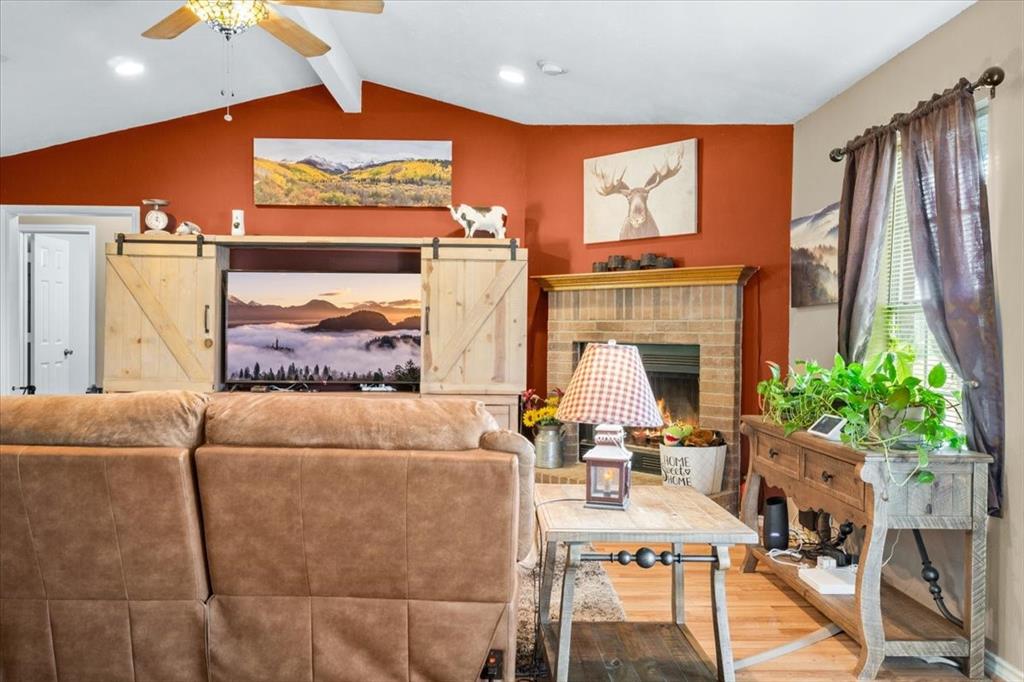 M G Cazenova One League & Labo - Residential