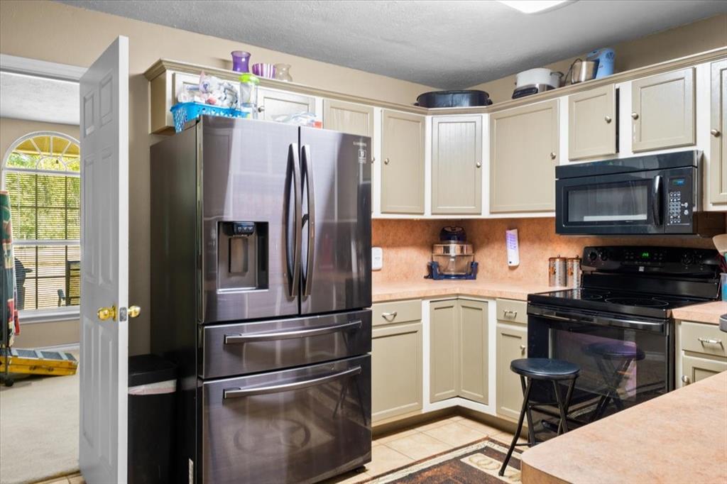 M G Cazenova One League & Labo - Residential