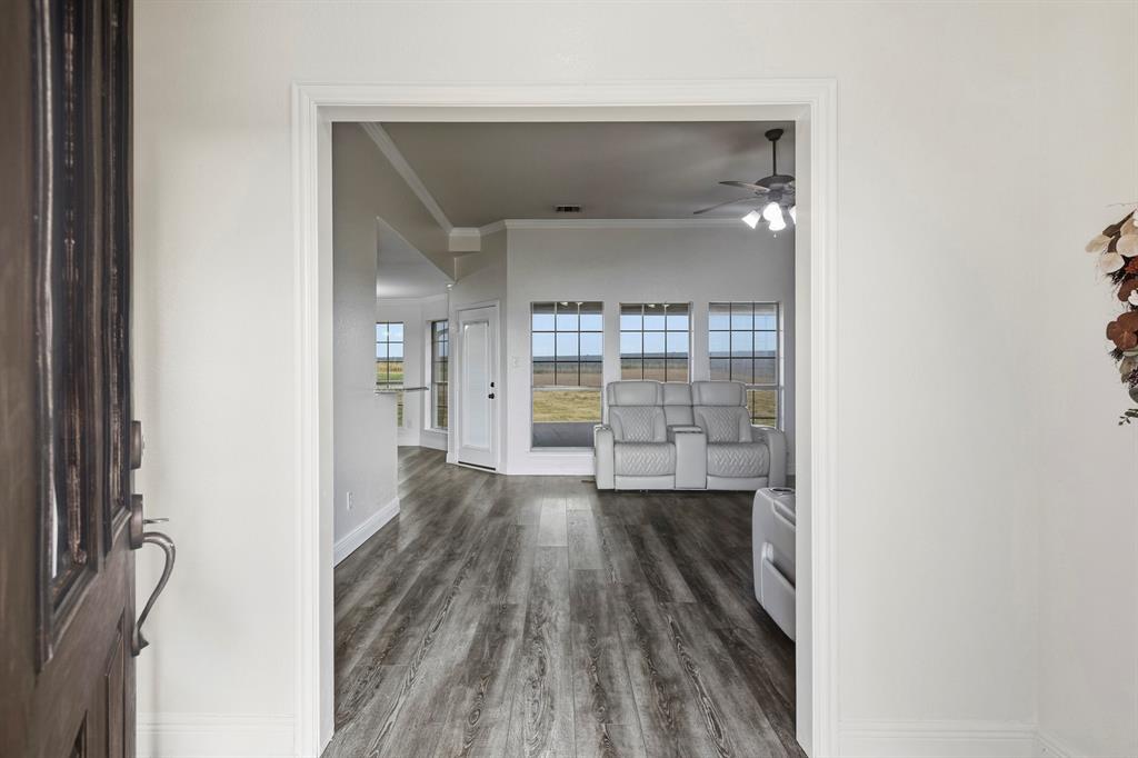16422 Prairie Meadow